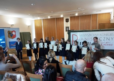 Wyróżnieni muzycy Międzyszkolnego Konkursu Pianistycznego "Za Kotarą" w Lesznie