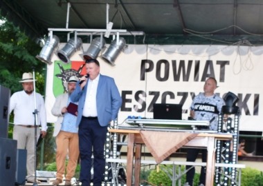 Starosta Jarosław Wawrzyniak otwiera Dzień Powiatu Leszczyńskiego w Boszkowie