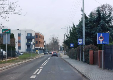 Przebudowana droga powiatowa - ul. Lotnicza w Strzyżewicach