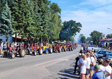 Festiwal Starych Ciągników i Maszyn Rolniczych w Wilkowicach w 2023 r. 