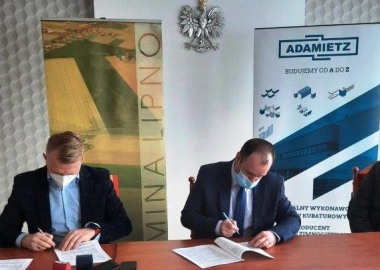 Podpisanie umowy na budowę hali sportowej w Wilkowicach
